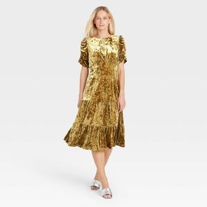 Who What Wear Gold Velvet Short Sleeve Midi Dress